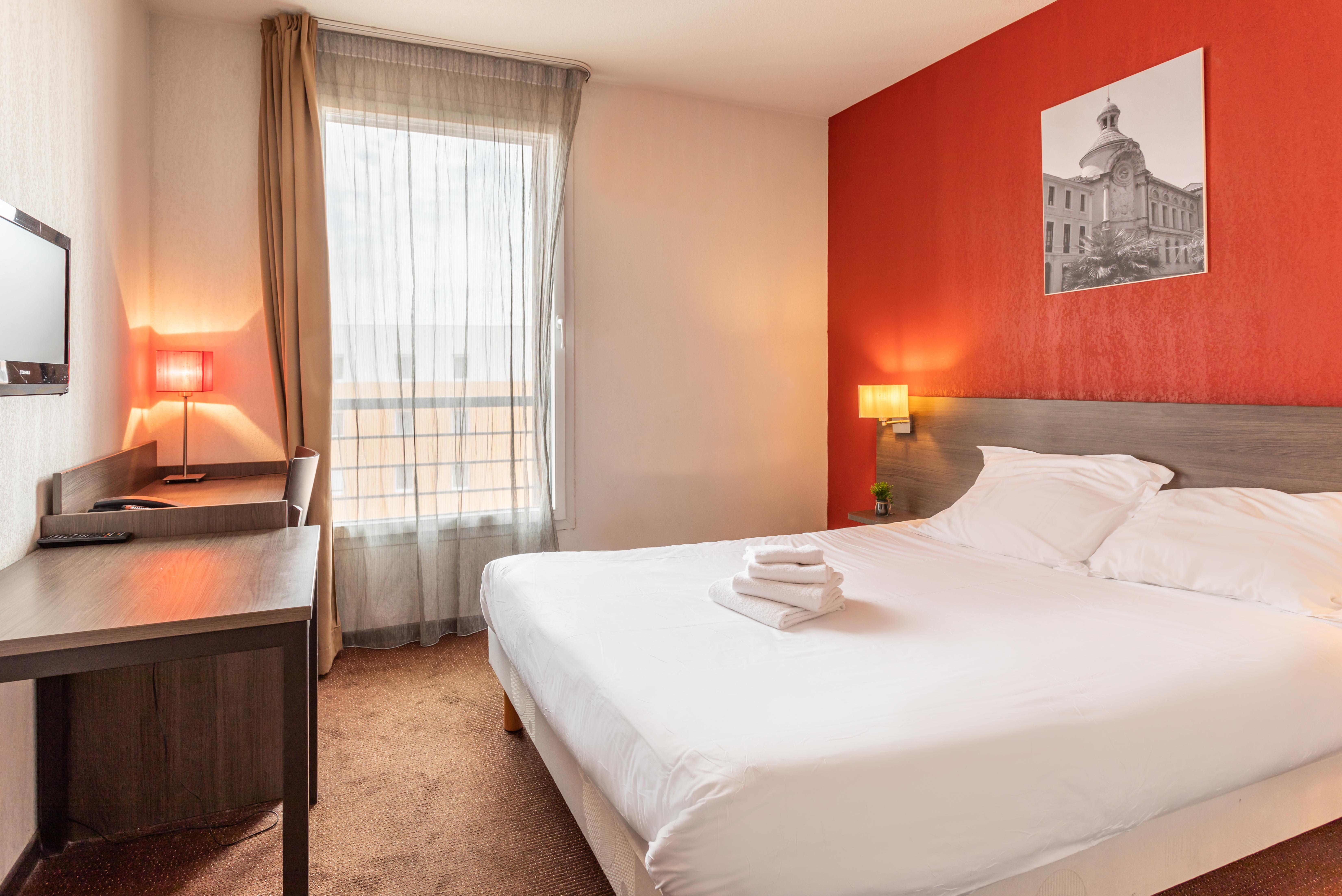 Comfort Aparthotel Nimes Centre Dış mekan fotoğraf