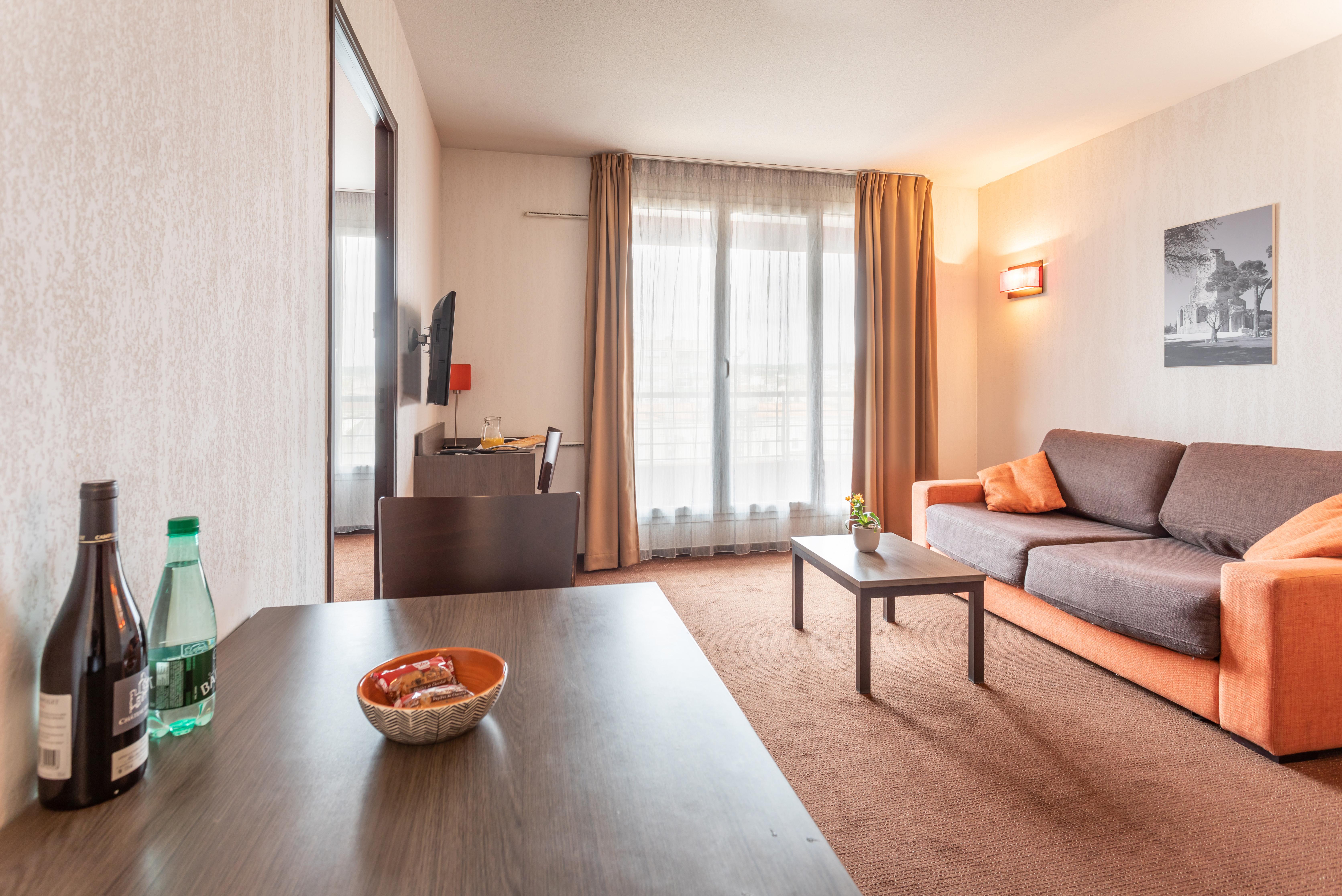 Comfort Aparthotel Nimes Centre Dış mekan fotoğraf