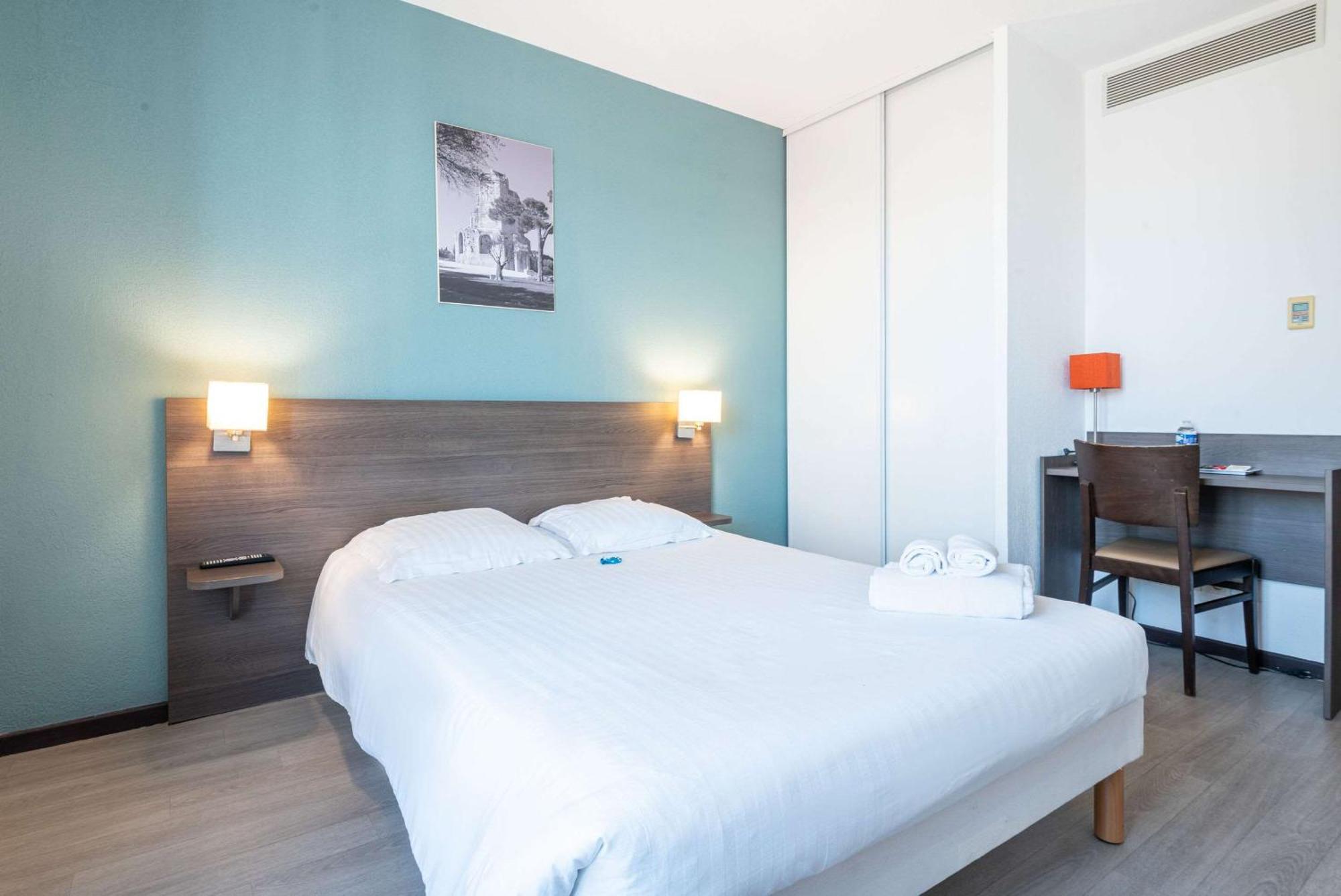 Comfort Aparthotel Nimes Centre Dış mekan fotoğraf