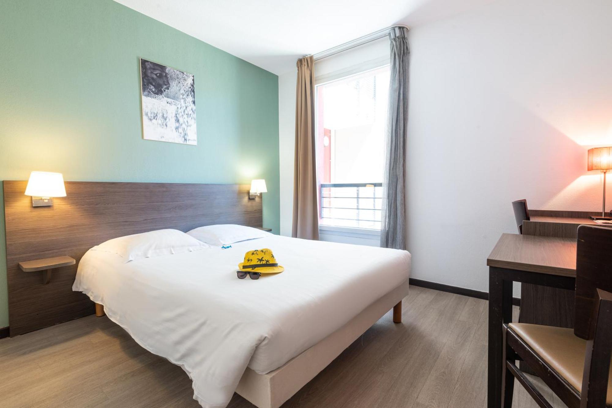 Comfort Aparthotel Nimes Centre Dış mekan fotoğraf