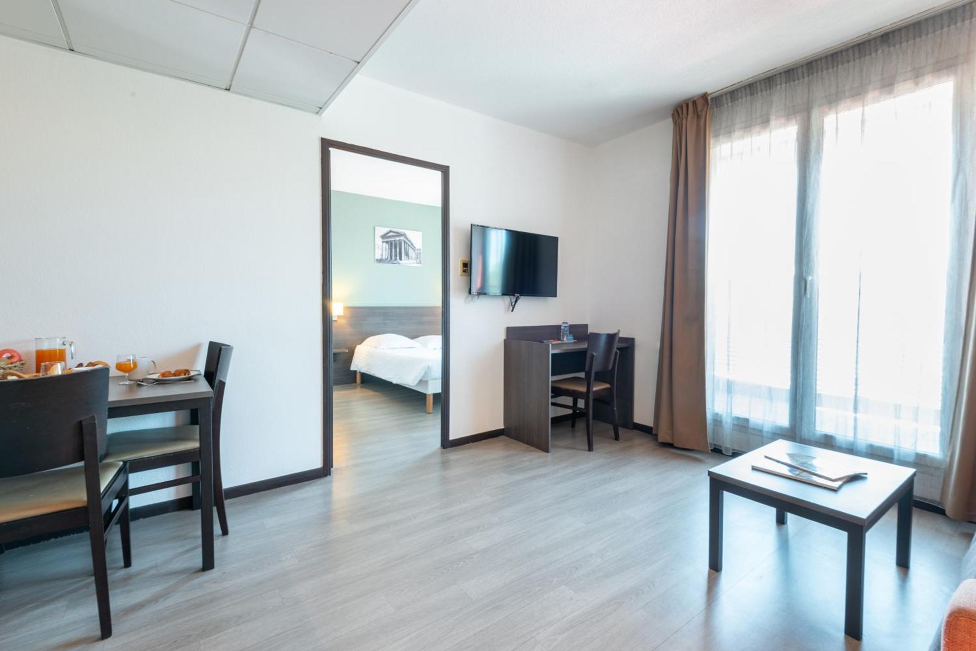 Comfort Aparthotel Nimes Centre Dış mekan fotoğraf