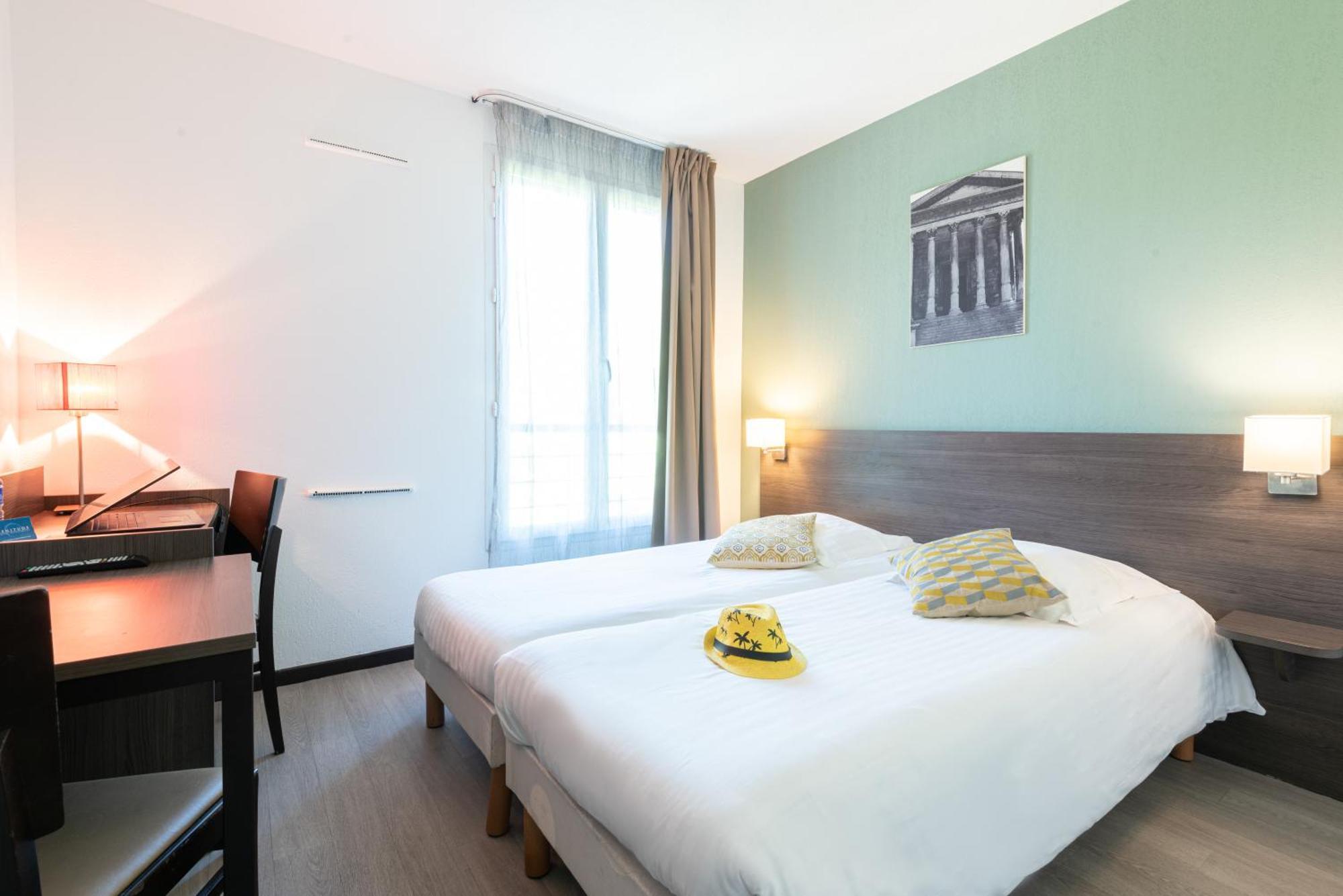 Comfort Aparthotel Nimes Centre Dış mekan fotoğraf