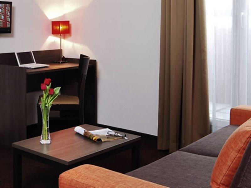 Comfort Aparthotel Nimes Centre Dış mekan fotoğraf